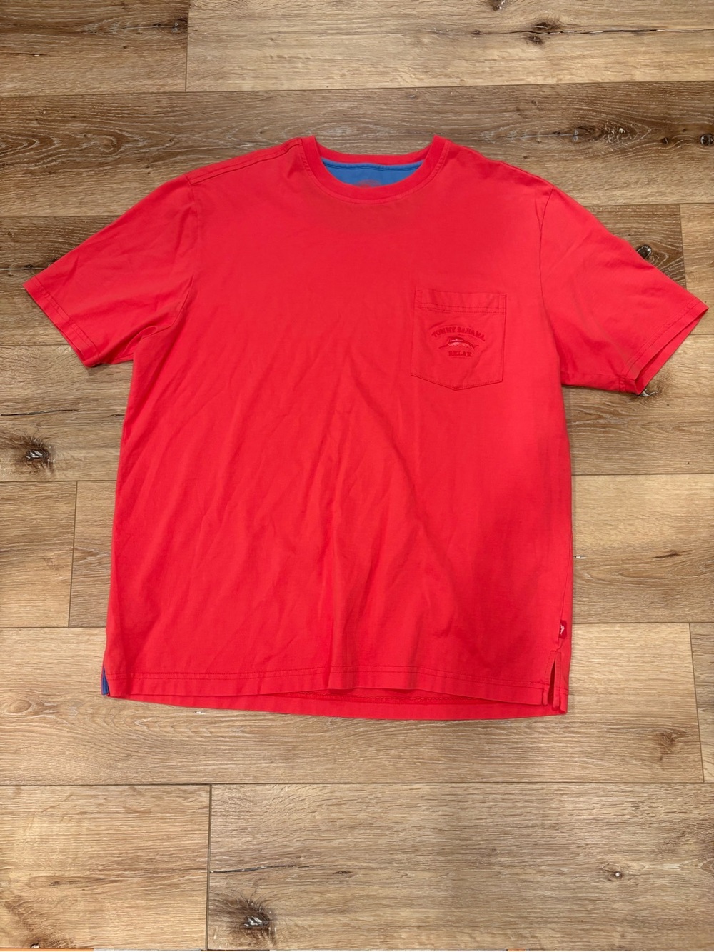 Tommy Bahama Red Short Sleeve Pocket Tee-Size Large-100% Cotton